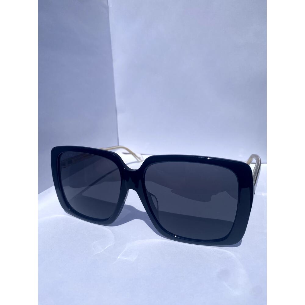 Gucci GG0567SA Sunglasses